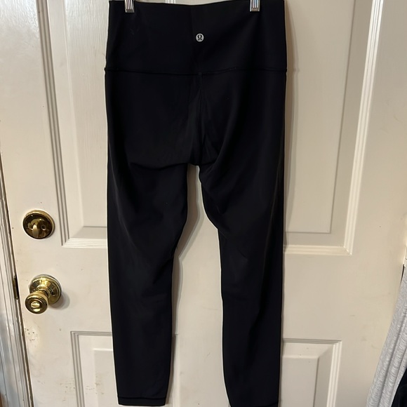 Womens Size 6 Lululemon Black full length Leggings - Picture 5 of 6